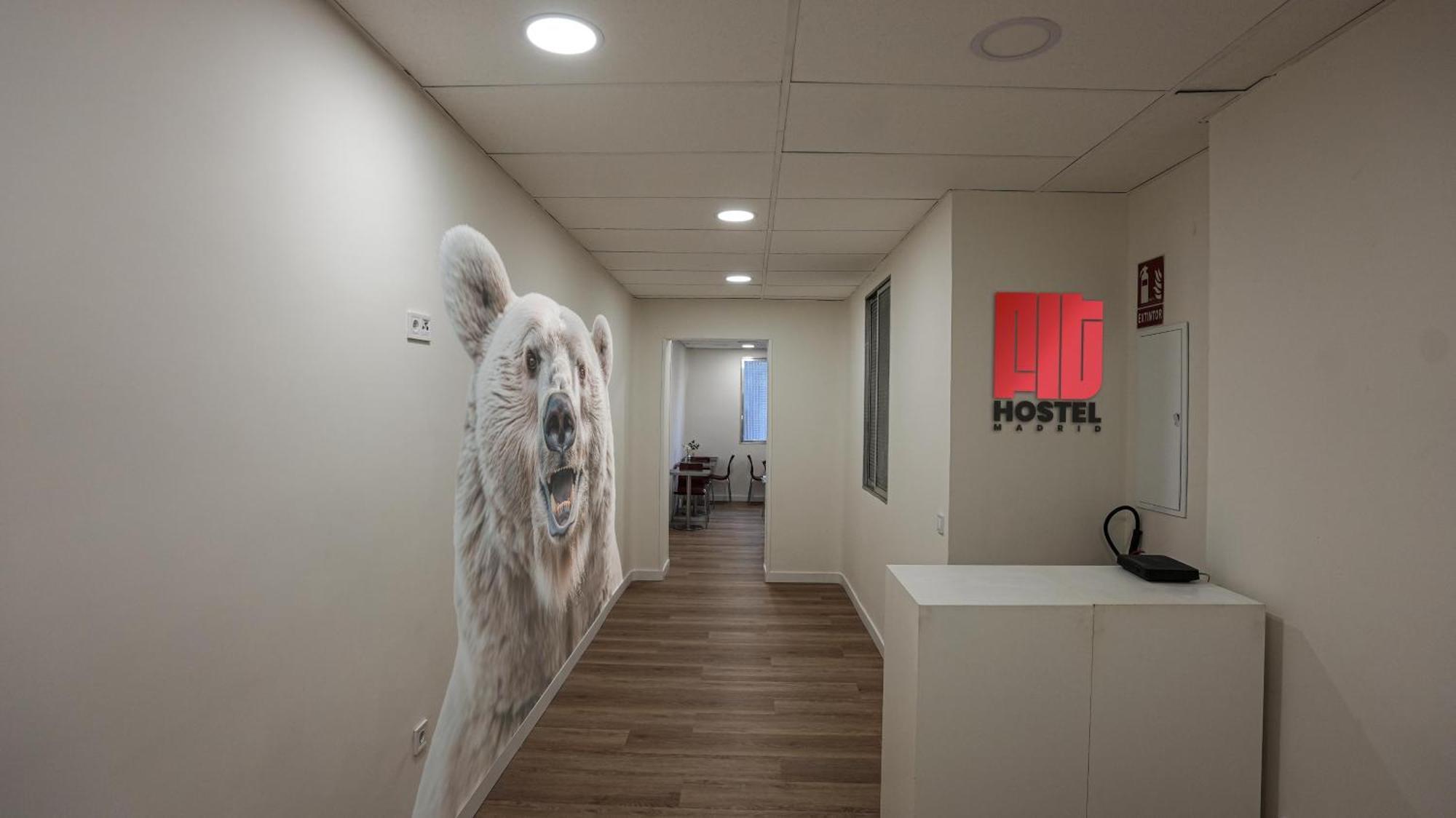 Fit Hostel Madrid Bagian luar foto